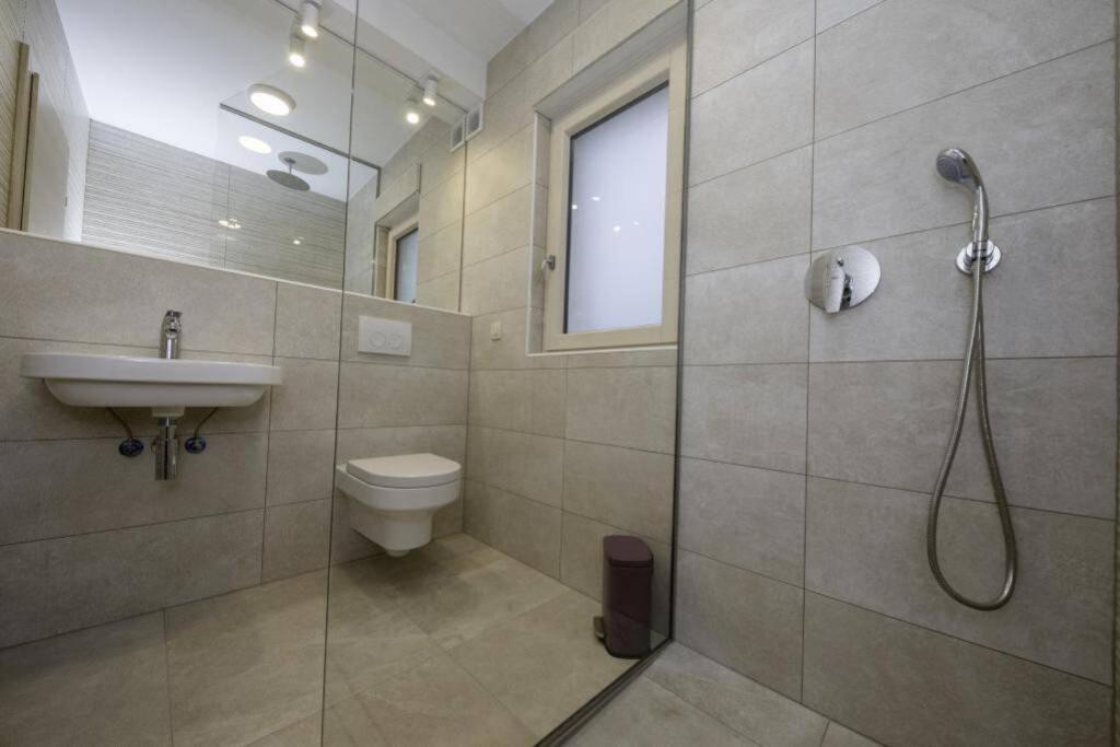 Villa Luka לופאר מראה חיצוני תמונה