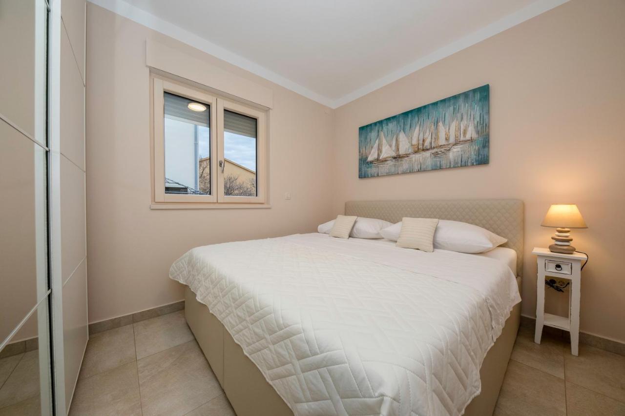 Villa Luka לופאר מראה חיצוני תמונה